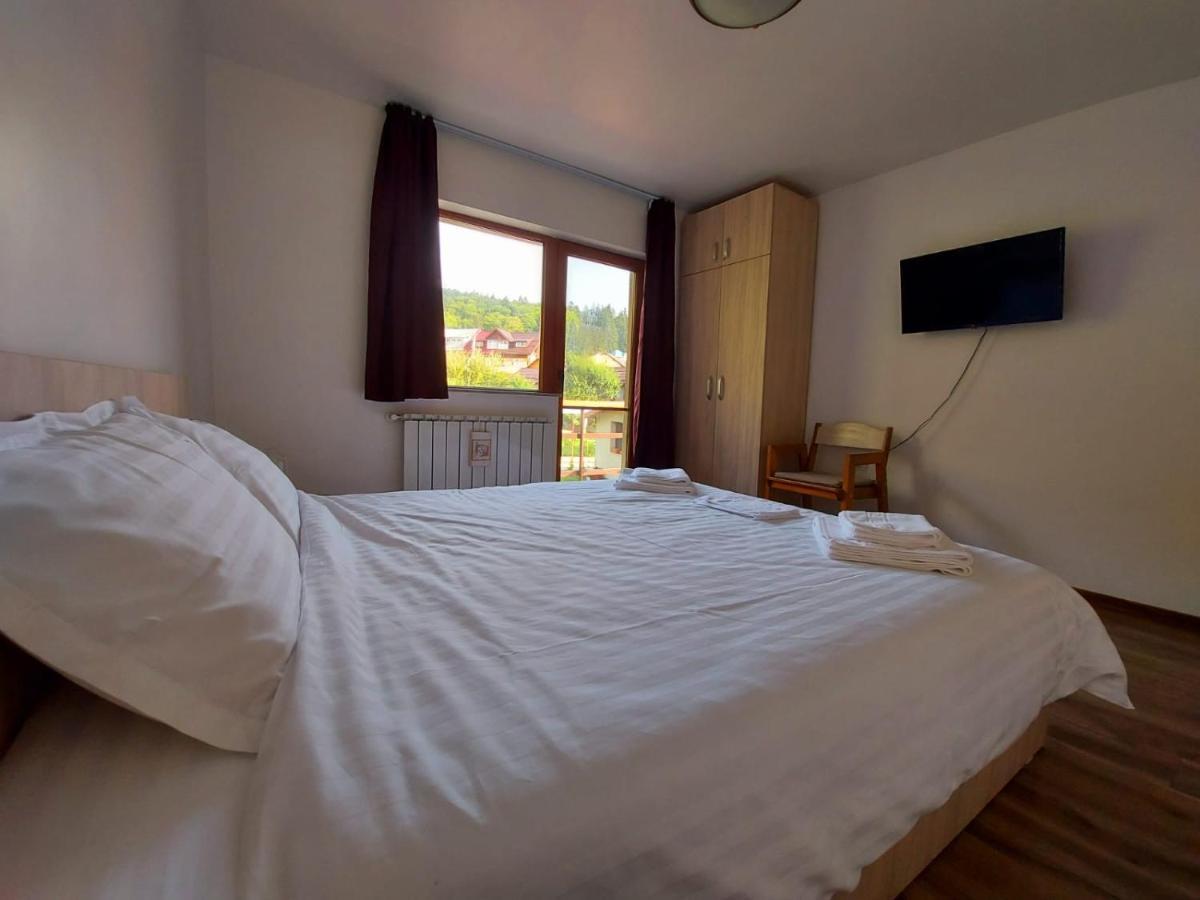 Vila C House Buşteni Exteriér fotografie